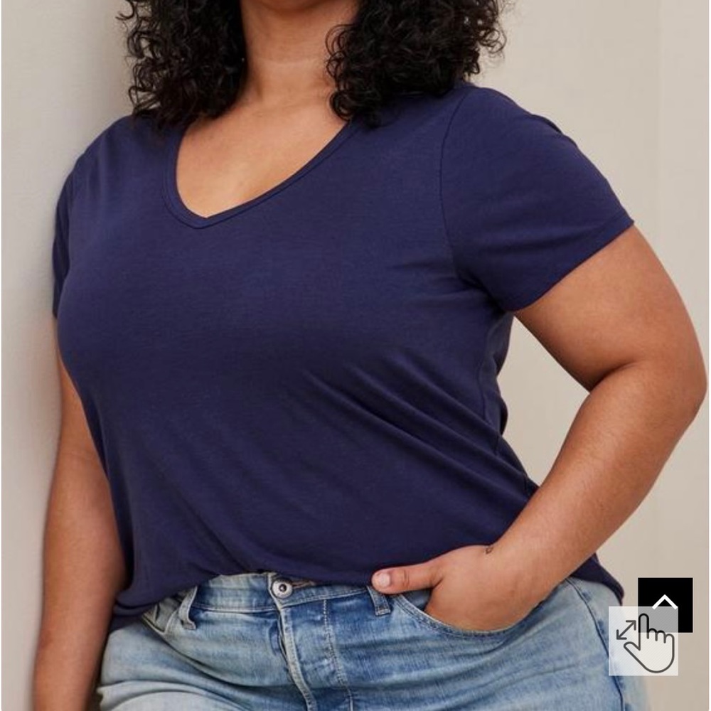 Girlfriend Signature V Neck Tee